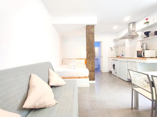 TQ8 303 Beach By Wave Properties