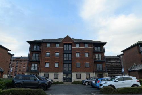 Stunning Liverpool City Location with River View and parking space included photo 7
