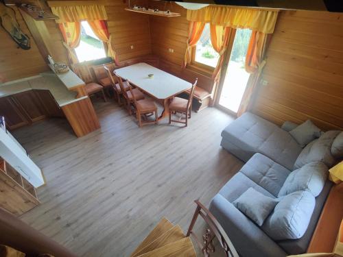 Posezení v ubytování Počitniška hišica Rogatec - Holiday Cottage Rogatec