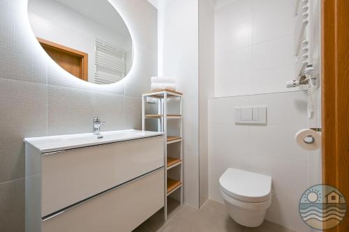 Galeriebild der Unterkunft Dąbki Beachfront Retreat in Dąbki