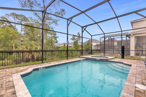 Upstay - Solara Resort Retreat w Pool and Hot Tub photo 8