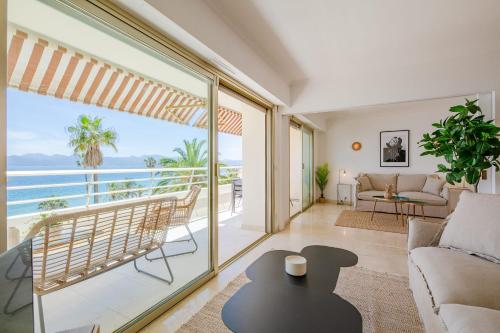 Georges III - Apartment with panoramic view of Cannes
