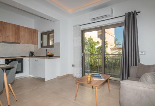 Zante Center Suite B