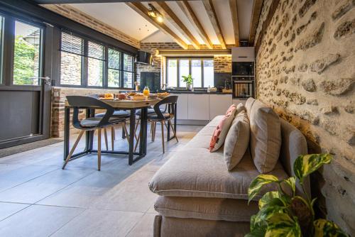 Posezení v ubytování Le Ru De Biche - 20min Disney - SPA du 01 05 au 01 11 - paisible