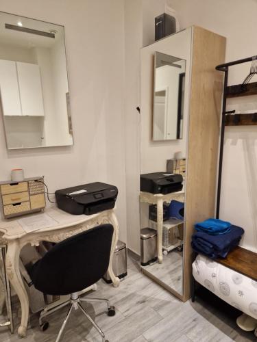 Studio de charme Paris Champs Elysees