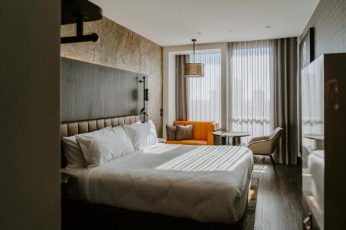 The Motley Hotel Image