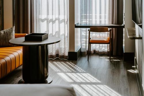 The Motley Hotel Image