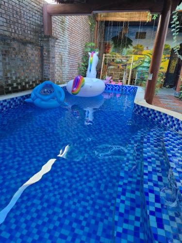 Tâm Family Homestay-Huếの敷地内または近くにあるプール