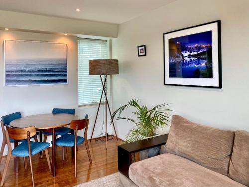 Imagen de la galería de Beautiful 1-Bed in St Kilda w Parking & Terrace, en Melbourne