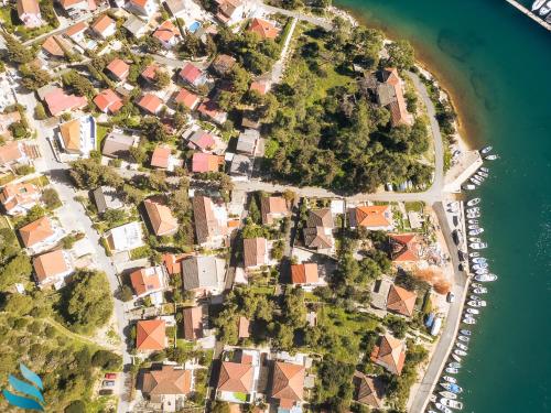 Landskap semula jadi dekat dengan apartmen