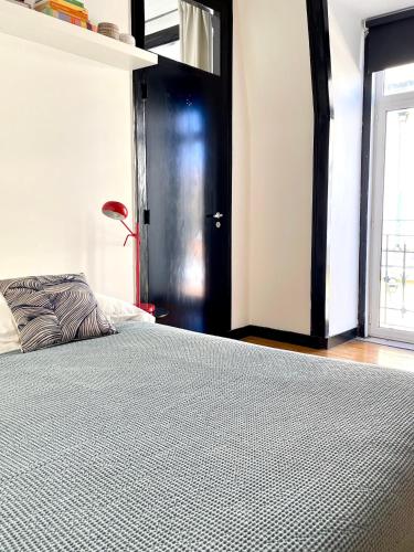 Central Hidden Gem Rustic Modern 2 Bedroom Flat