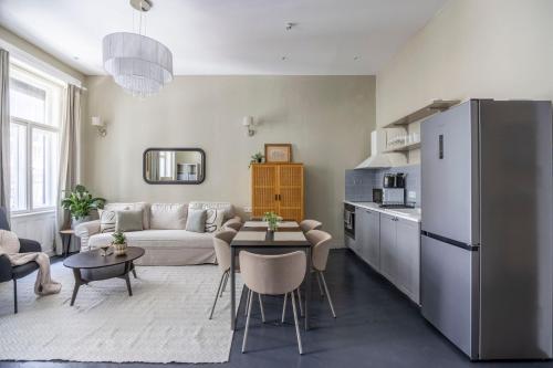Charming Art Deco Style Apartment in the Heart of Budapest 1061 Budapest, Hegedű utca 6 kép - 3