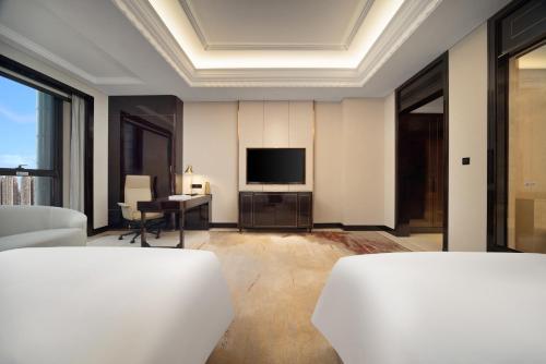 Μια τηλεόραση ή/και κέντρο ψυχαγωγίας στο Crowne Plaza Chengdu Tianfu New Area by IHG