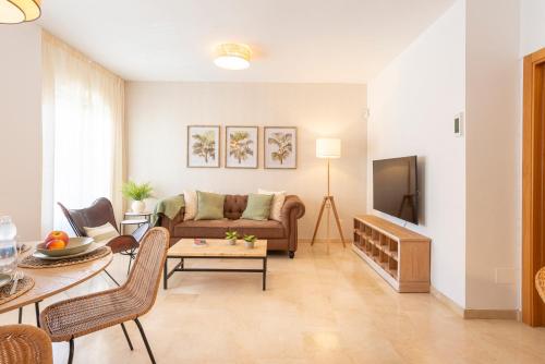 Apartment & Pool in Malaga City Center