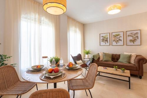 Apartment & Pool in Malaga City Center