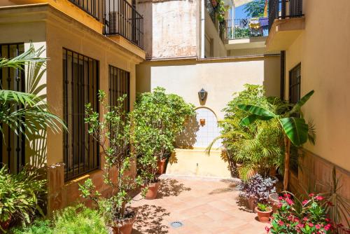 Apartment & Pool in Malaga City Center