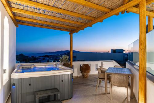 Penelope Apartments A