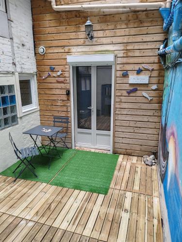 les petits poissons dans l eau