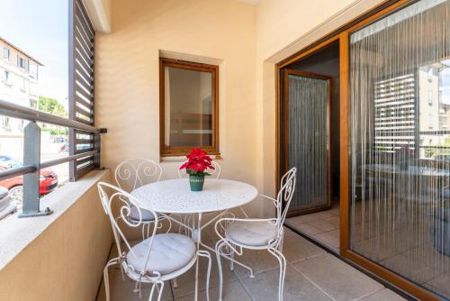 Μπαλκόνι ή βεράντα στο Appartement des Cedres