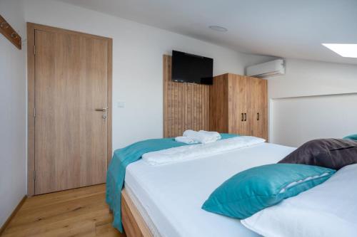 Фотография из галереи Villa Emina sa privatnom Plažom i Parkingom в Неуме