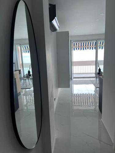 Imagen de la galería de Le Pamela Menton front de mer, en Menton