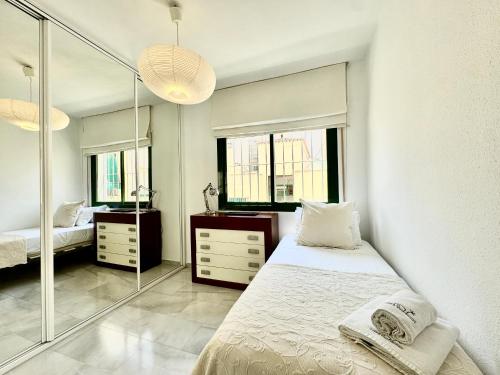 Las Terrazas de Marbella Center - Walk Everywhere EaW Homes