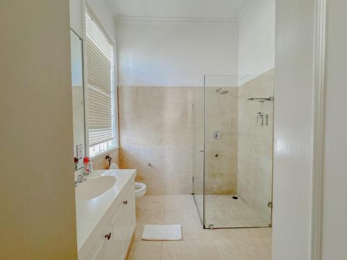 Un baño de Amoris In Sea Point