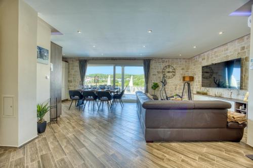 Holiday Home Solea with pool