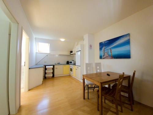 Η κουζίνα ή μικρή κουζίνα στο Apartments in Grüner Umgebung