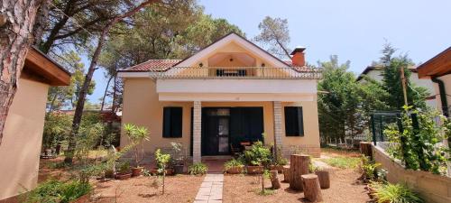 Bezhani Villa
