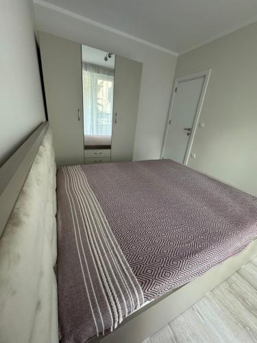 Кровать или кровати в номере Lux City Apartment, free parking
