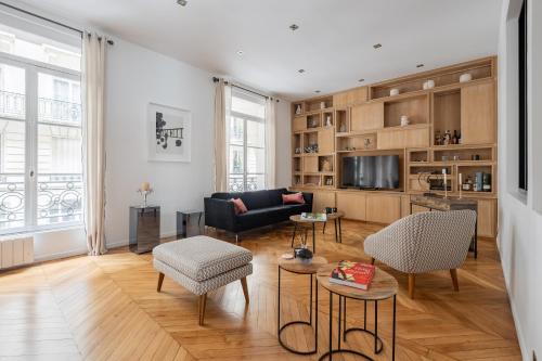 Photo de la galerie de l'établissement Veeve - Master of Minimalism, à Paris