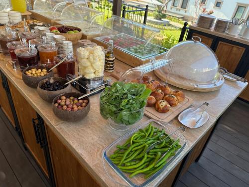 Jídlo v aparthotelu nebo okolí