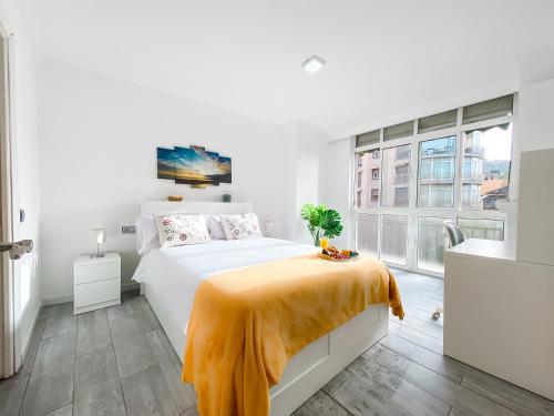 3 Rooms y 3 baths y aparcamiento Catedral Málaga