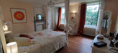 Gallery image of Superbe maison de maître in Vebret