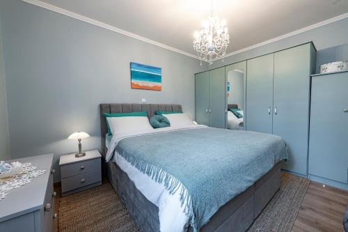 Postel nebo postele na pokoji v ubytování Ston apartment Sagittarius