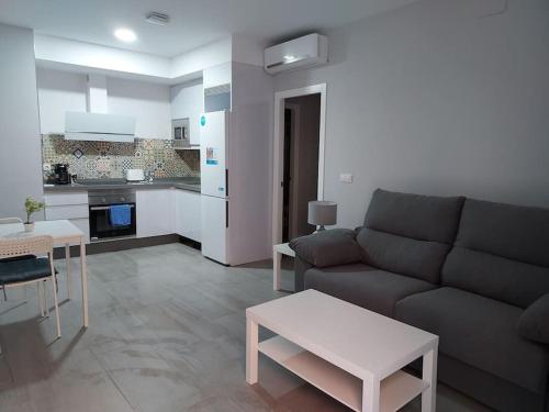 Espectacular loft reformado en Córdoba by beBalmy