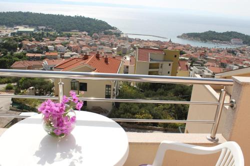 Panoramic studio apartment