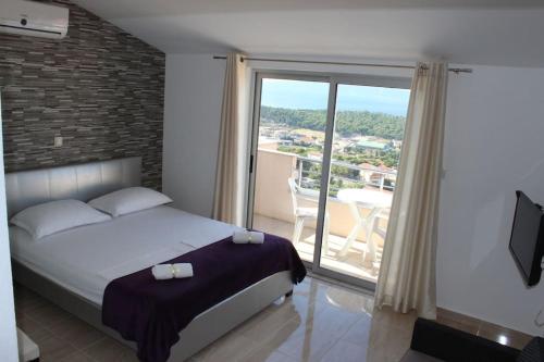 Panoramic studio apartment