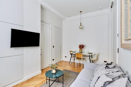 Photo de la galerie de l'établissement Magnificent Apartment Etoile by Studioprestige, à Paris