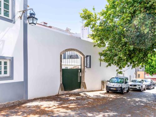 Limehome Evora Largo dos Penedos