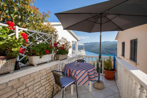 Sea view studio apartment