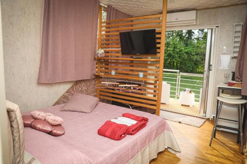 Postel nebo postele na pokoji v ubytování Floating Dream