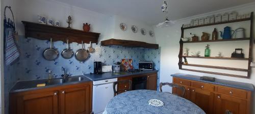 Photo de la galerie de l'établissement Les Tamaris, maison au Pouldu avec accès direct à la plage, à Clohars-Carnoët