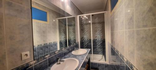 Photo de la galerie de l'établissement Les Tamaris, maison au Pouldu avec accès direct à la plage, à Clohars-Carnoët