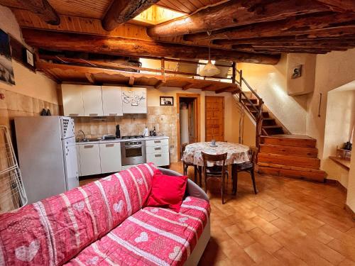 Kuchyň nebo kuchyňský kout v ubytování Le Village de Bruil