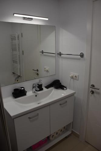 Koupelna v ubytování Sunrise Blaxy Resort OLIMP by Alice - wonderful SEA VIEW 10th floor