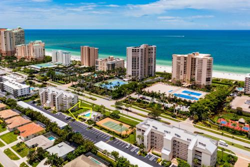 an aerial view of a city and the ocean at Short Walk to Beach Access I Coastal 2 Bed Essex in Henry Key