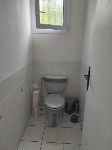 Koupelna v ubytování Chez AUBE Maison à la campagne 2-6 pers 3 chambres