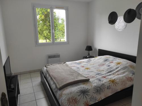 Postel nebo postele na pokoji v ubytování Chez AUBE Maison à la campagne 2-6 pers 3 chambres